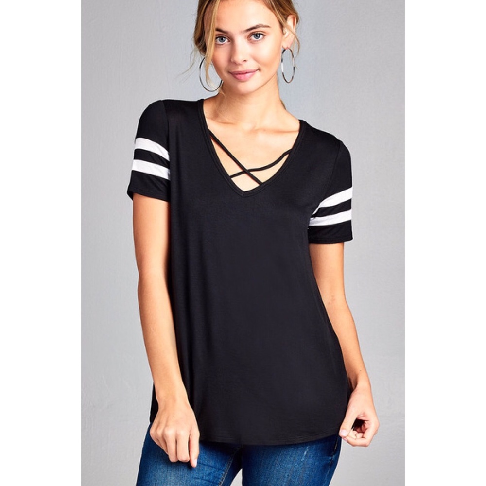 stripe v-neck w/cross strap